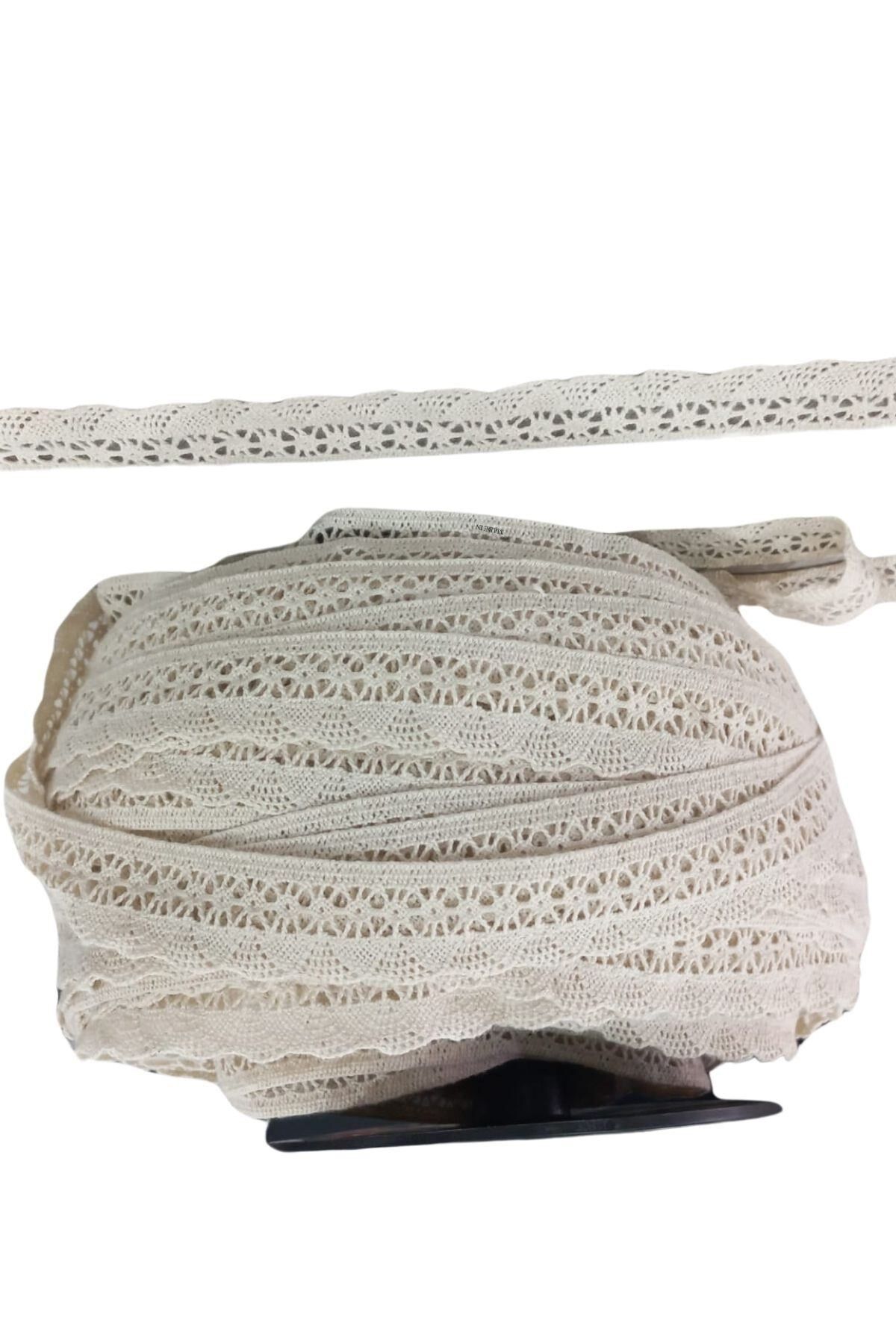 Kopanaki Dantel en 4 cm Şeritli Krem 10 Metre
