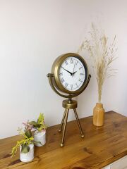 Zentime Eskitme Vintage Üç Ayaklı Masa Saati