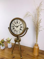 Zentime Eskitme Vintage Üç Ayaklı Masa Saati