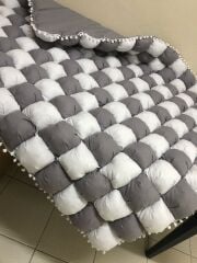 GRİ-BEYAZ 40 YAMA BEBEK YORGANI , BEBEK MİNDERİ