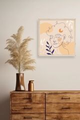 Kadın Ahşap Çerçeveli Tablo 23 x 23
