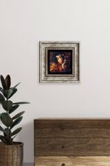 Kadın Çerçeveli Taş Tablo 20 cm