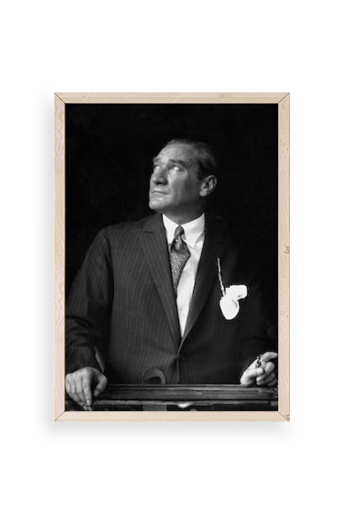 Atatürk Ahşap Çerçeveli Tablo 23 x 30