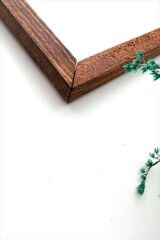 Banyo Laundry Service Siyah Zemin Ahşap Çerçeve 23 x 23